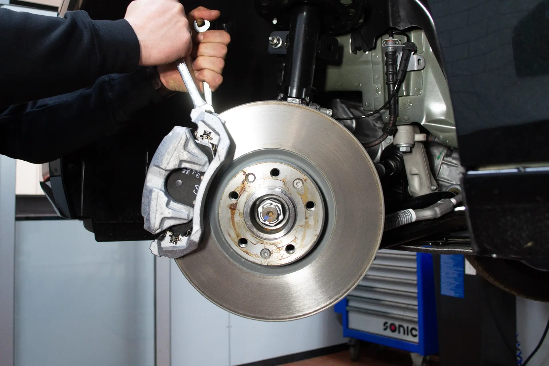 KFZ Wartung Reparatur Bremsen wechseln Werkstatt in Zwickau – Dörfelt die Werkstatt KFZ Wartung Reparatur Bremsen wechseln Werkstatt in Zwickau - Dörfelt die Werkstatt